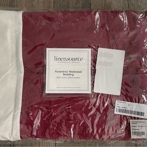 Queen size Florentina Matelasse Bedskirt Burgundy